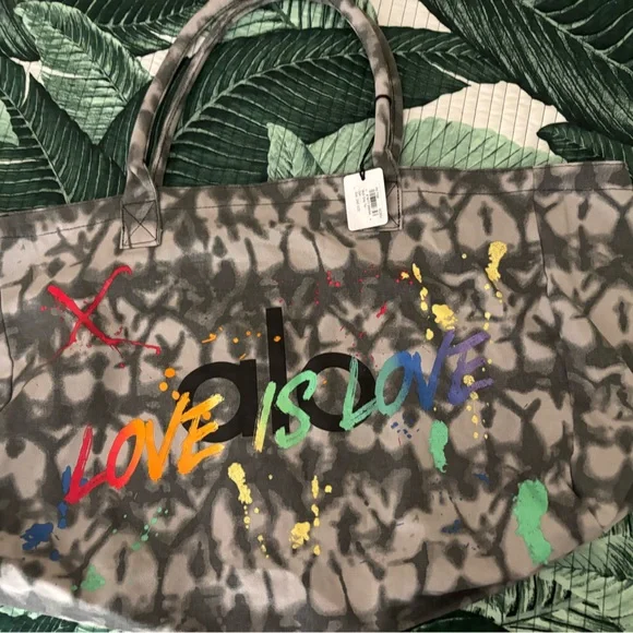 Alo Gray Tie-Dye Tote Bag with Colorful Print LOVE IS LOVE - Picture 4 of 6